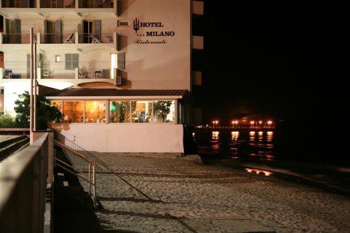 Milano 3* Alassio